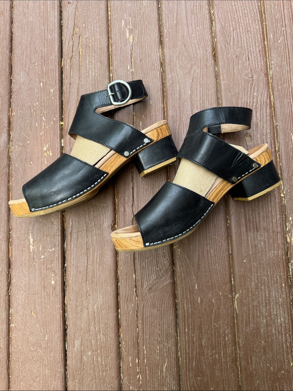 Dansko MINKA Black Leather Two-Band Ankle-Strap Sandals